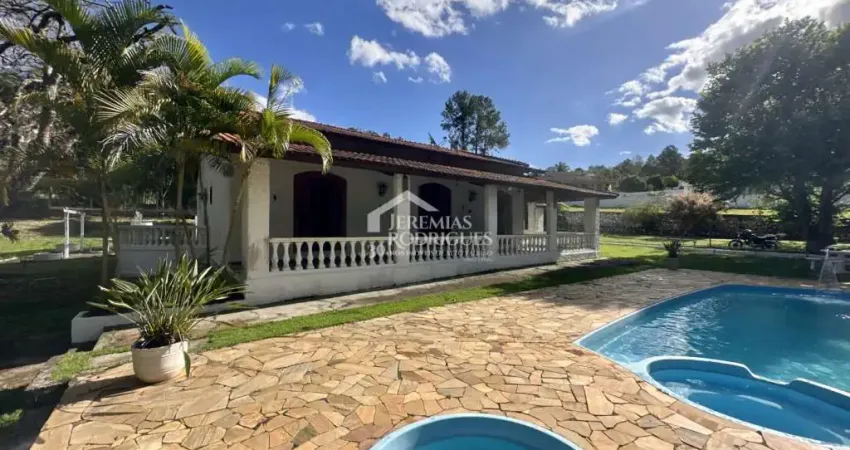 Casa à venda com 5 dormitórios no condomínio chácaras cataguá em taubaté/sp.