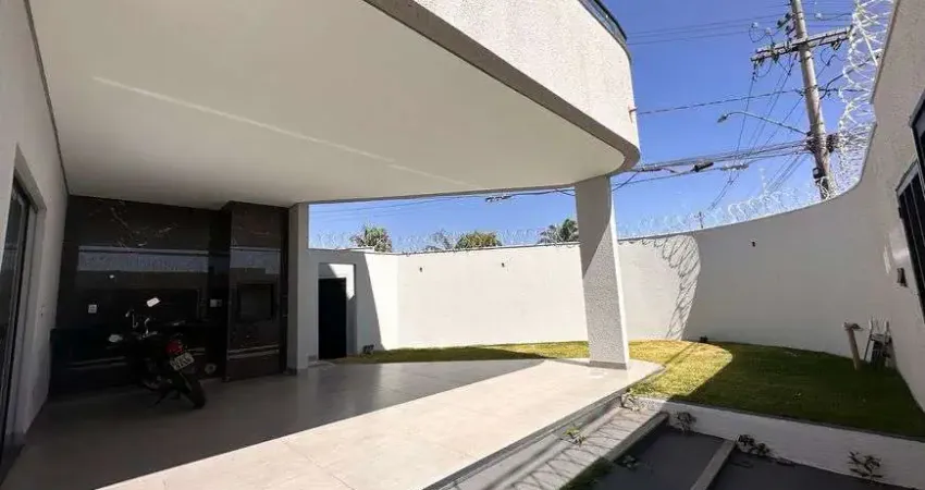Casa com 3 quartos à venda na Rua Elba, Laranjeiras, Uberlândia