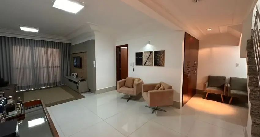 Cobertura com 3 quartos à venda na Avenida César Finotti, 980, Santa Mônica, Uberlândia