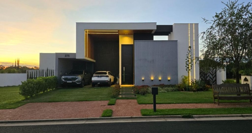 Casa térrea com 3 suítes Alphaville 1