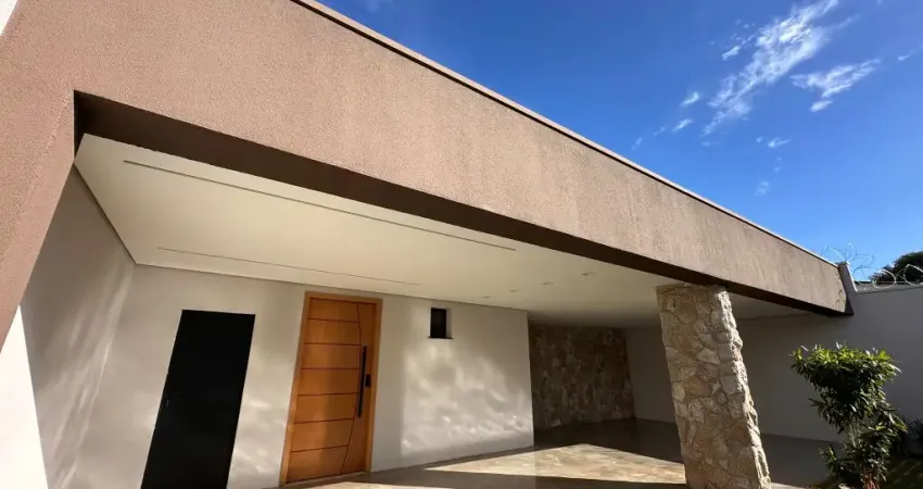Casa 3 suítes + piscina + escritório no Cidade Jardim - Uberlândia