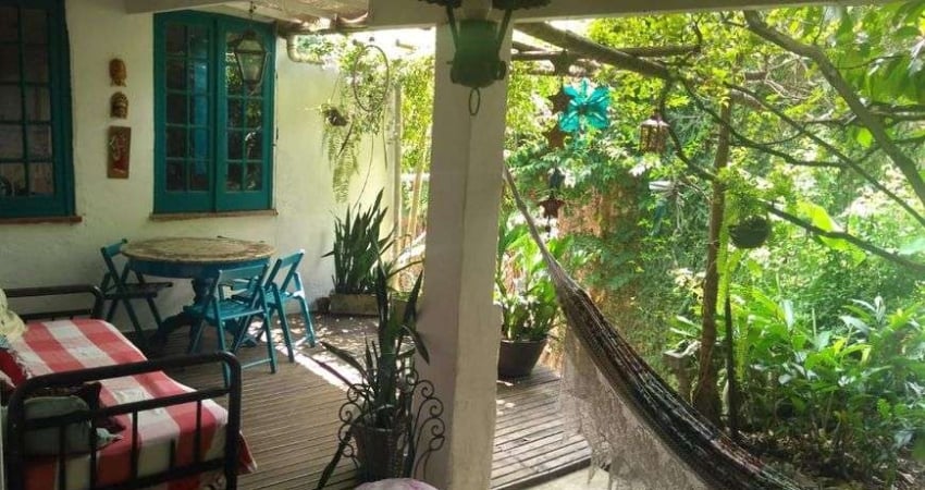 Vendo casa duplex no Santo Antônio com 5 quartos, quintal - Salvador Ba