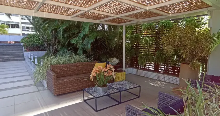 Lindo Apartamento a venda na Barra com 4/4 a 200 m do mar