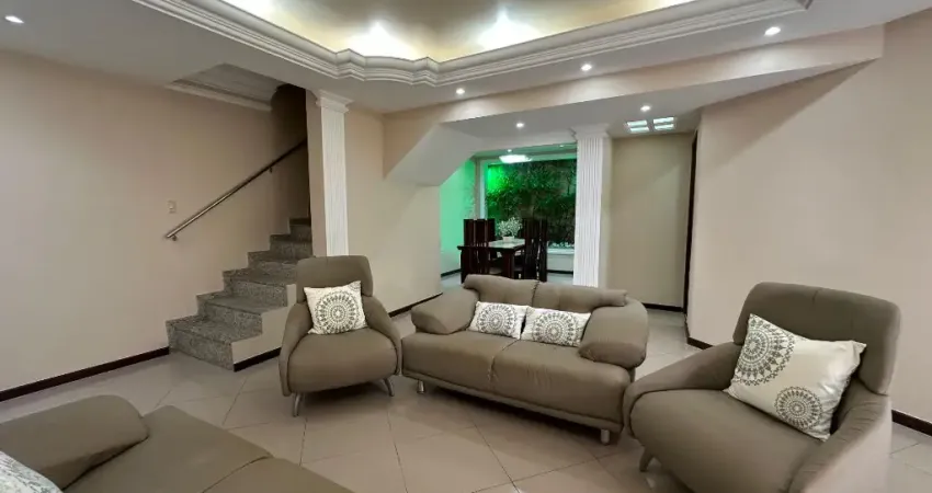 Casa Triplex para Locação em Stella Maris – Salvador/BA  Conforto, espaço e localização privilegiada!