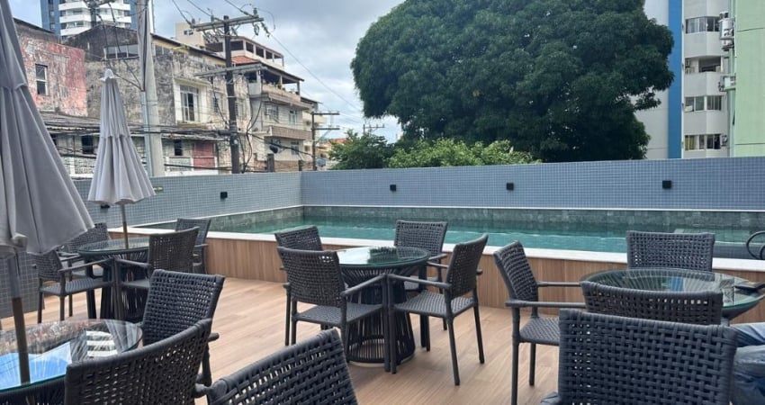 Apartamento  com 2 suítes - Charmoso e completo! Mobiliado, decorado e pronto para morar na Federação.