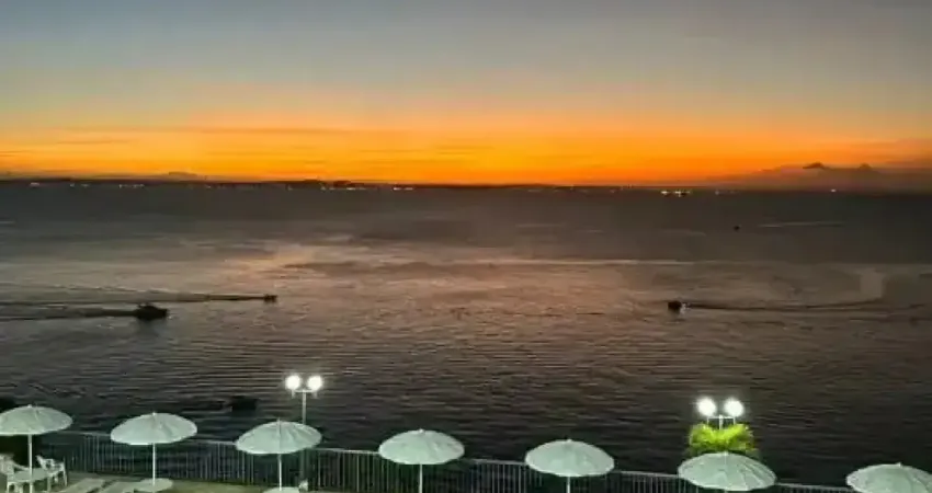 Varanda com Vista mar lateral com 4/4, sendo 2 suítes - Nascente