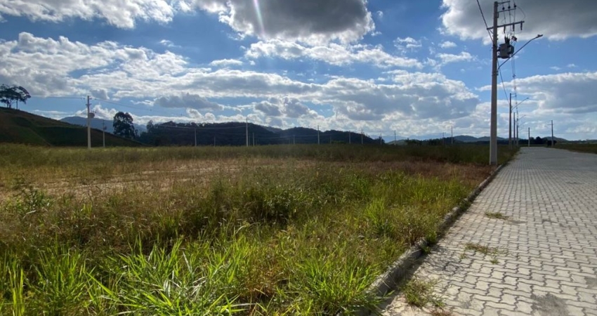 Terreno Plano à Venda em Guaramirim — Bairro Caixa d’Água
