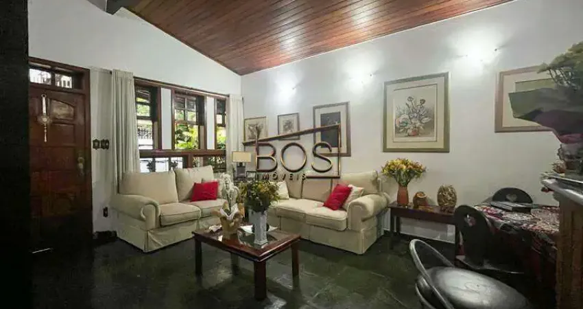 VENDA CASA - 08 QUARTOS 500,00 M2 - BAIRRO: SANTO ANTONIO