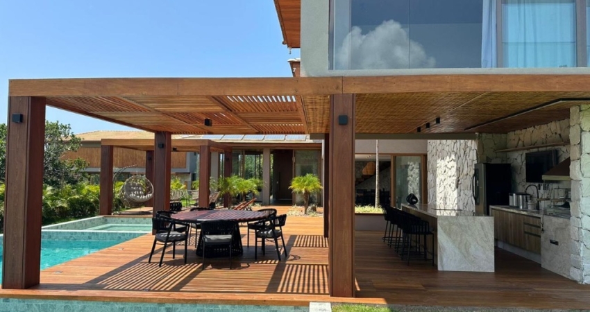 casa em Praia do Forte 5 Suítes Condomínio Praia Bela  com ACESSO A PRAIA