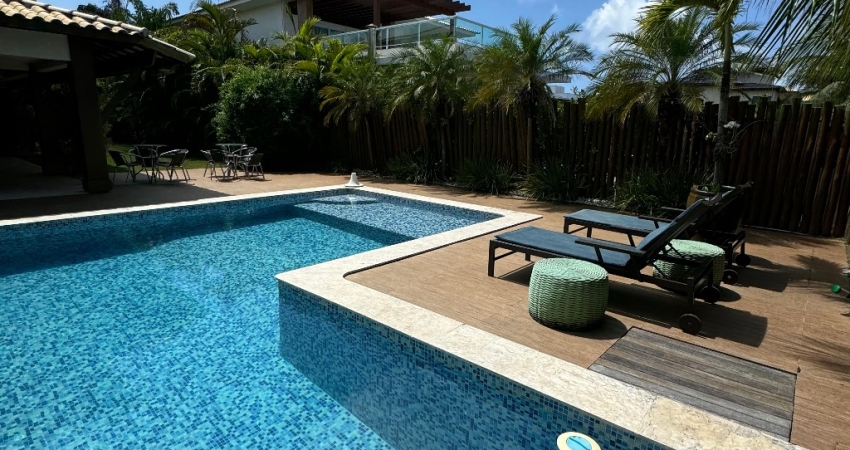 casa em guarajuba com 5 suítes no paraíso do mar oportunidade reformada