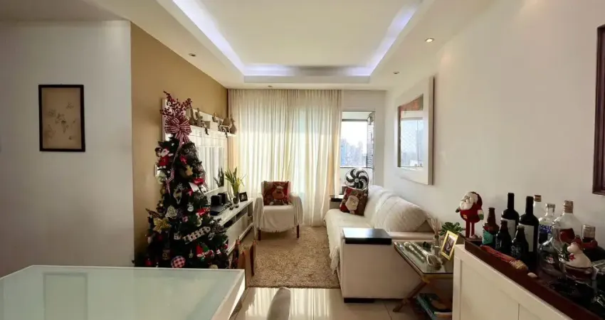 Apartamento a venda no cidade jardim com 2 quartos reformado andar alto e gabinete