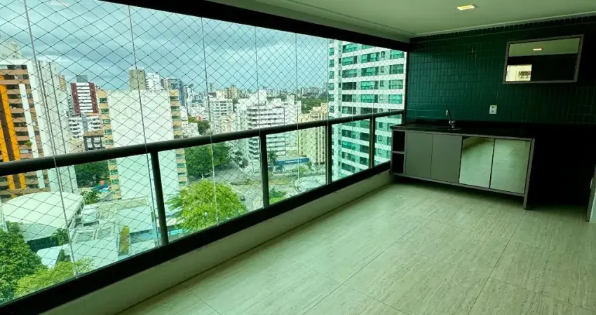 Apartamento a venda no caminho das árvores com 2 suites closet na alameda dos sombreiros