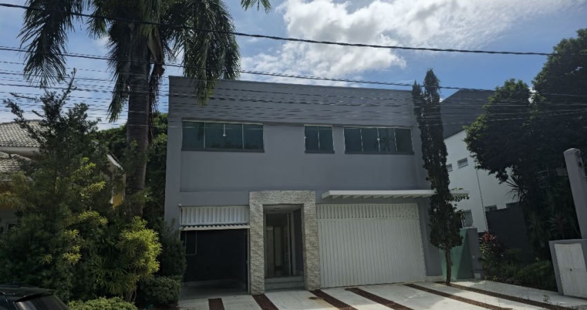 Casa a venda em alphaville 1 com 4 suites piscina e área gourmet