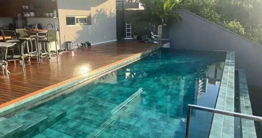 Casa a venda no horto florestal com 4 suites pidcina e área gourmet