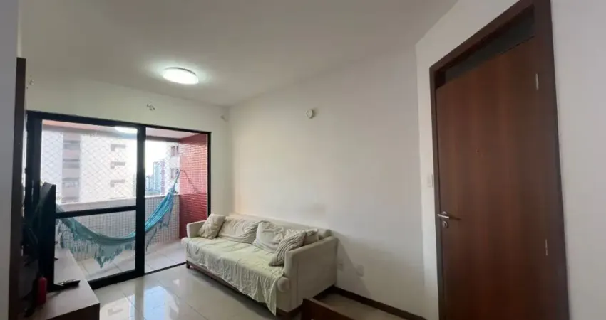 Apartamento a venda em armação com 3 quartos com varanda no baia tropical