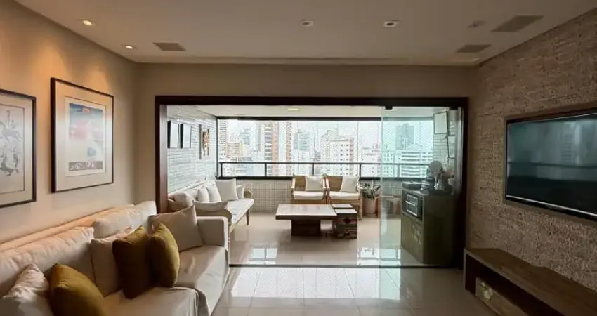 Apartamento a venda na graça com 3 quartos varanda e dependência