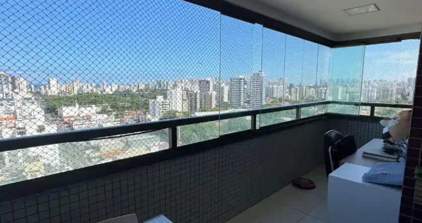 Apartamento a venda no caminho das árvores com 2 quartos varanda no edf solaris