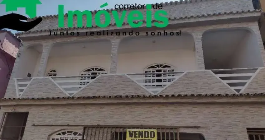 Nova Almeida, Serra, es casa duplex