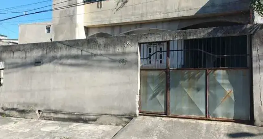 Casa na vila nova de colares: 5 quartos, 3 suítes, 3 salas, 5 banheiros e 2 vagas de garagem - 180,00 m²