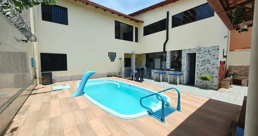 Imóvel de alto padrão: casa com 5 quartos, 380m², 2 vagas na nova almeida centro, serra-es. venha conferir!