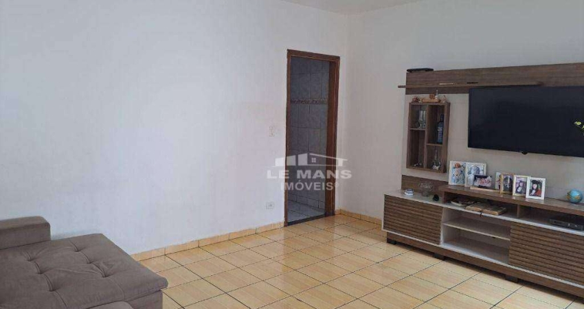 Casa a venda, 2 quartos, 1 suíte, 2 vagas, no bairro Mário Dedini em Piracicaba - SP