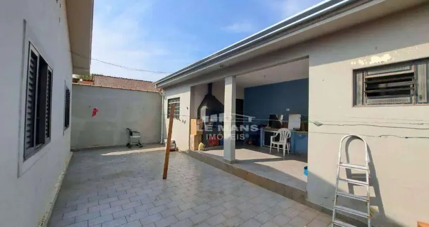 Casa a venda, 5 quartos, 2 vagas, no bairro Parque Olanda l em Piracicaba - SP