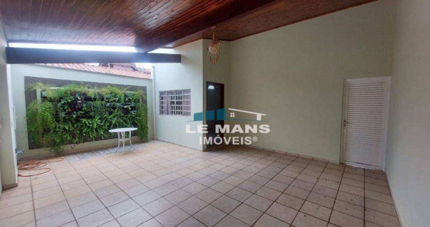 Casa a venda no bairro Jardim Caxambú, Piracicaba/SP