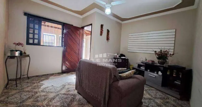 Casa a venda, 3 quartos, 1 suíte, 1 vaga, no bairro Santa Terezinha em Piracicaba - SP