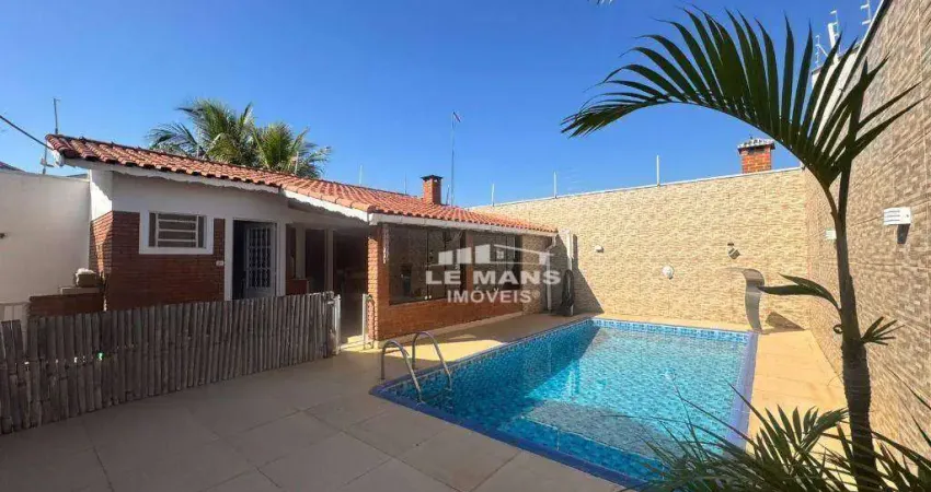 Casa a venda, 3 quartos, 1 suíte, 3 vagas, no bairro Jardim Botânico em São Pedro - SP