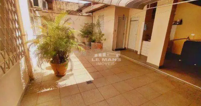 Casa a venda ou alugar, 3 quartos, 1 suíte, 2 vagas, no bairro Alemães em Piracicaba - SP
