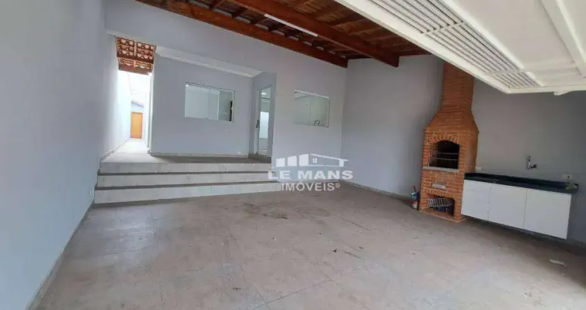Casa para alugar, 3 quartos, 1 suíte, 2 vagas, no bairro Residencial Bertolucci em Piracicaba - SP