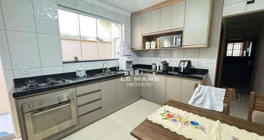 Casa a venda, 2 quartos, 1 suíte, 2 vagas, no bairro Vila Industrial em Piracicaba - SP
