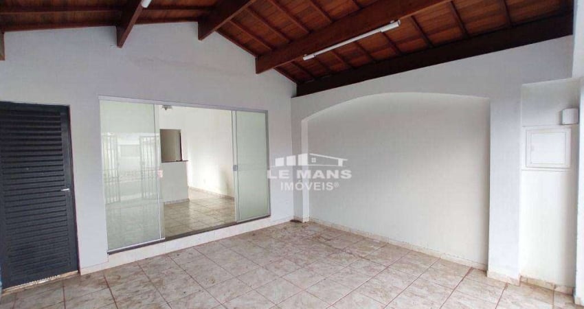 Casa e salão comercial a venda no bairro Jardim Petrópolis em Piracicaba/SP