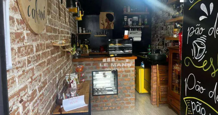Salão comercial para alugar no bairro Vila Monteiro em Piracicaba/SP