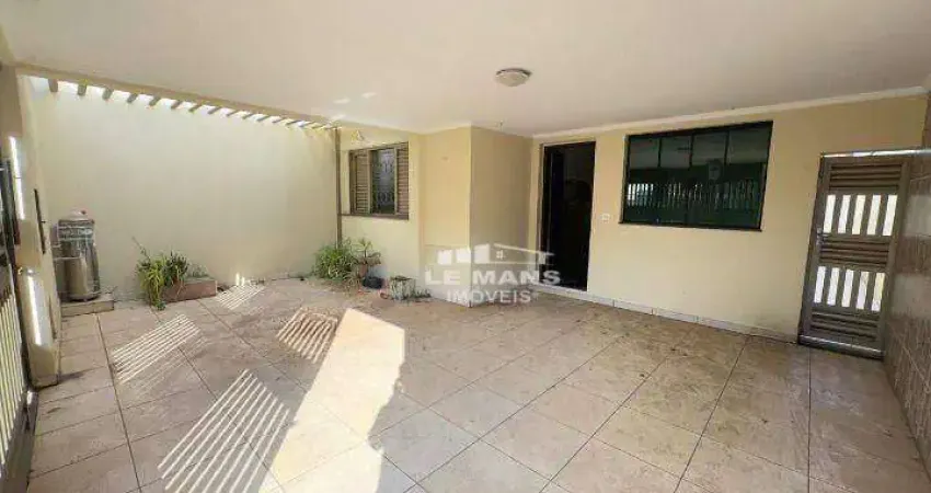 Casa a venda no bairro Vila Independência em Piracicaba/SP
