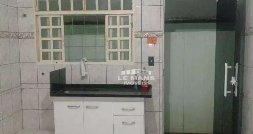 Casa com 2 quartos para alugar no Parque Residencial Monte Rey II, Piracicaba