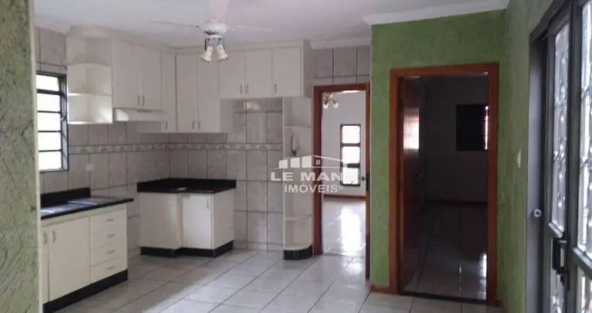 Casa com 3 quartos para alugar no Pompéia, Piracicaba