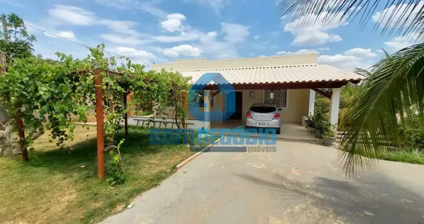Chácara com 3 dormitórios à venda,2000.00 m , GOVERNADOR VALADARES - MG