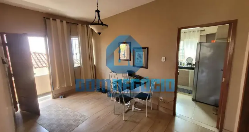 Casa com 3 quartos, 3 banheiros e terraço à venda, BAIRRO GRÃ-DUQUESA, GOVERNADOR VALADARES - MG