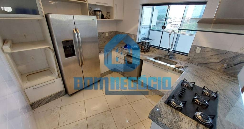 Casa Triplex com Terraço a venda, bairro VALE VERDE, GOVERNADOR VALADARES - MG