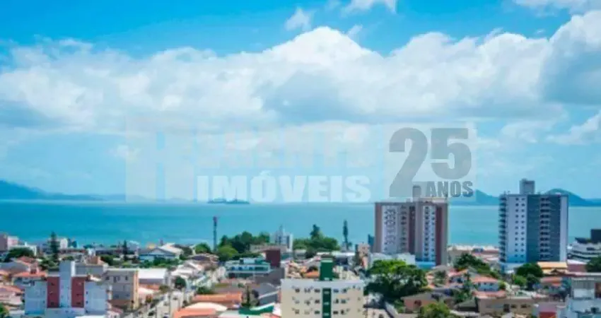 Apartamento à venda no bairro Barreiros em São José