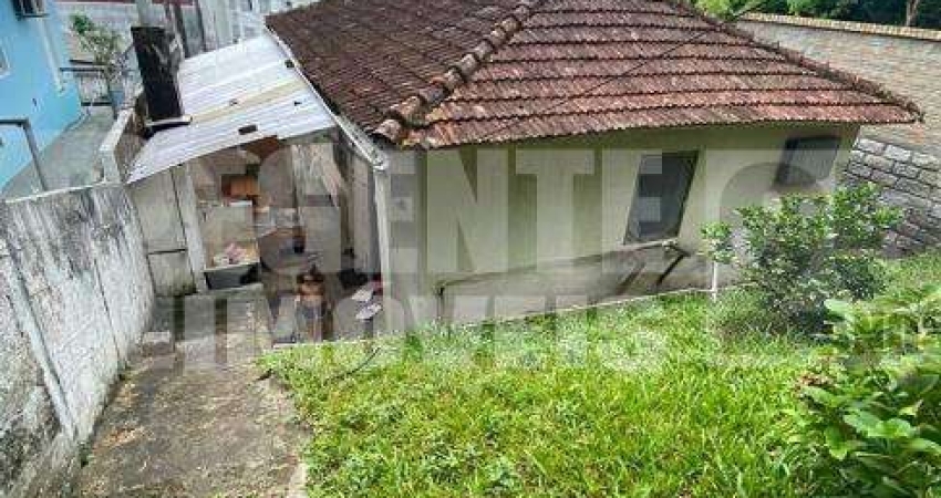 Terreno à venda no bairro Trindade em Florianópolis
