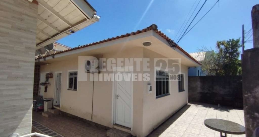 Casas no Bairro Capoeiras 6 quartos 3 banheiros - Florianópolis - SC