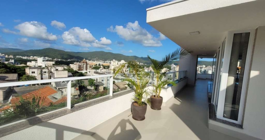 Studio MOBILIADO com 1 dormitório à venda no bairro Trindade em Florianópolis.