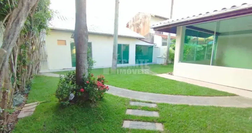 Casa com 4 quartos no Bairro Santa Monica - Florianópolis