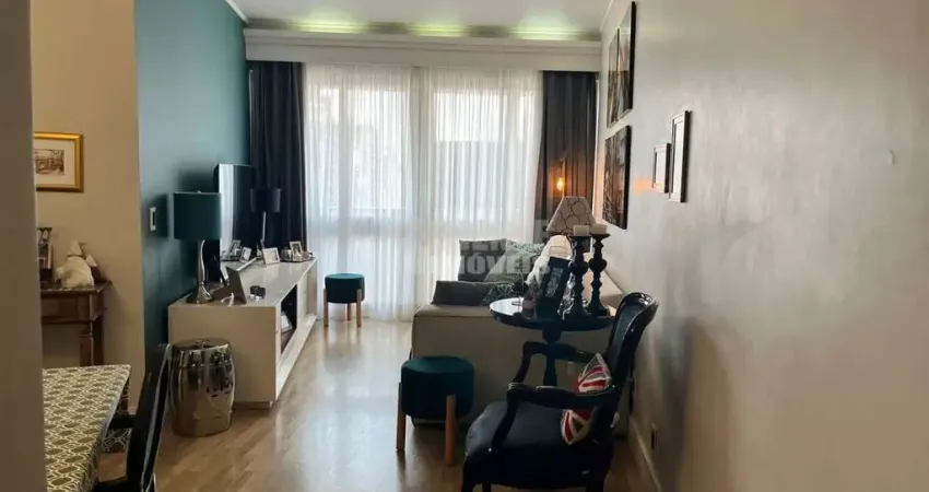Apartamento semi mobiliado à venda no bairro Centro em Florianópolis