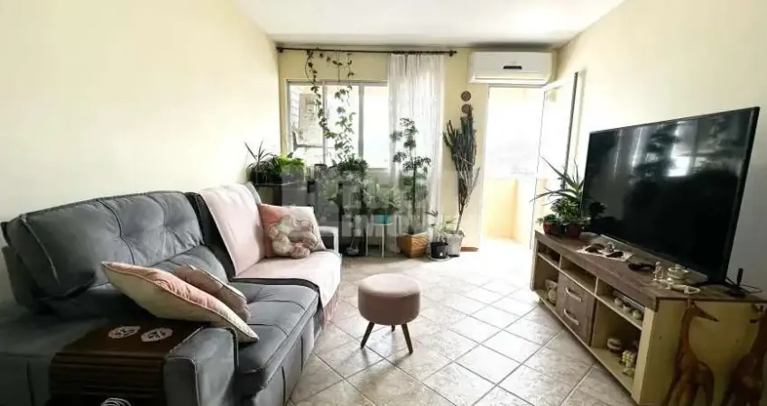 Apartamento à venda no bairro Trindade em Florianópolis