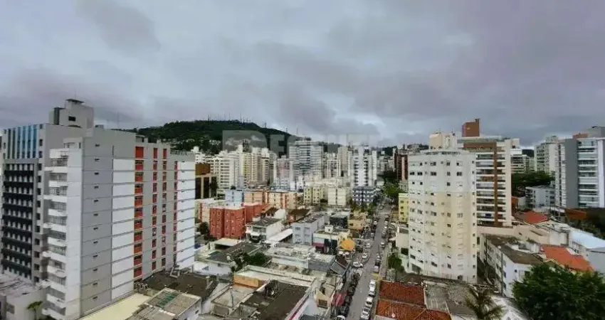 Apartamento à venda com 3 dormitórios no centro em florianópolis