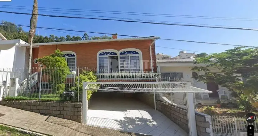 Casa com 5 quartos à venda na Rua José Batista Rosa, 328, Trindade, Florianópolis