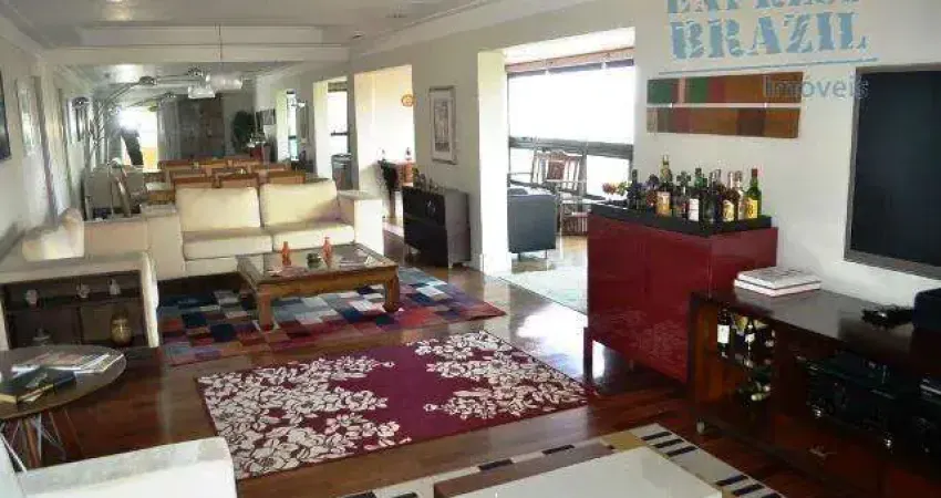 Cobertura com 4 suítes para alugar, 290 m² por R$ 28.000/mês no Panamby - Condomínio Clube - Agende sua visita!!
